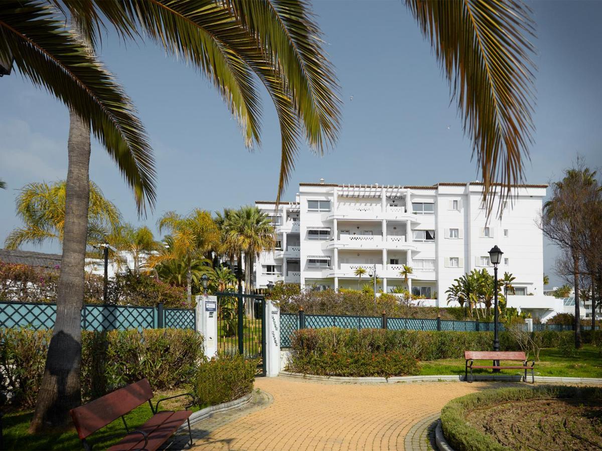 Aparthotel Livescape Playa Rocio Marbella Exterior foto